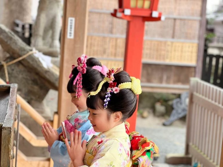 日本の伝統)お遊戯会に！七五三に！ 高級 帯 ゴールド