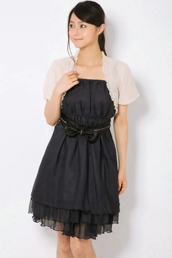 レースボレロ付きベージュスリップドレス Chico（チコ）の「【2023SS】【SALON by Chico限定】レース