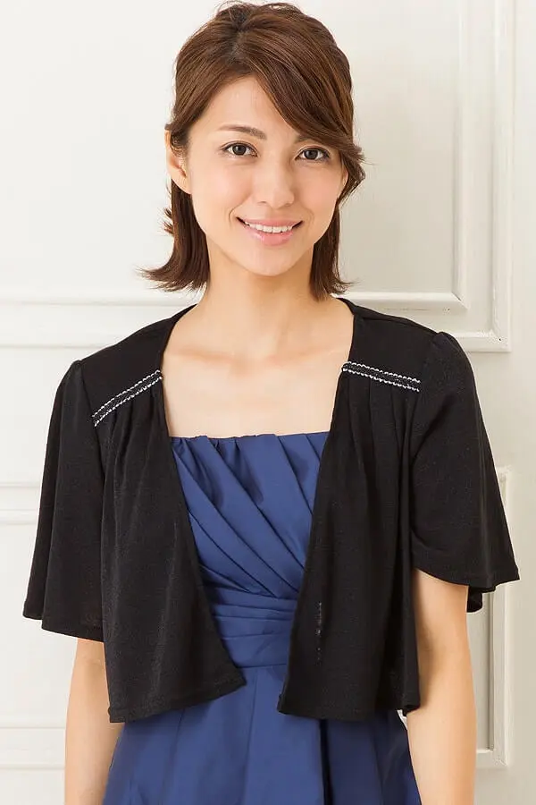 フォーマル　黒　ラメ　ボレロ　used 東京ソワール 喪服 ノーカラーのボレロジャケット 単品 レディース