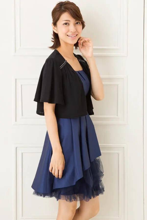 肩に刺繍付き黒ラメニットボレロ | ASHILL | Cx-1296 | 結婚式