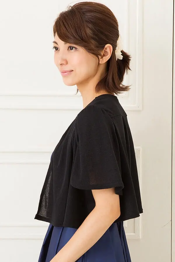 肩に刺繍付き黒ラメニットボレロ | ASHILL | Cx-1296 | 結婚式