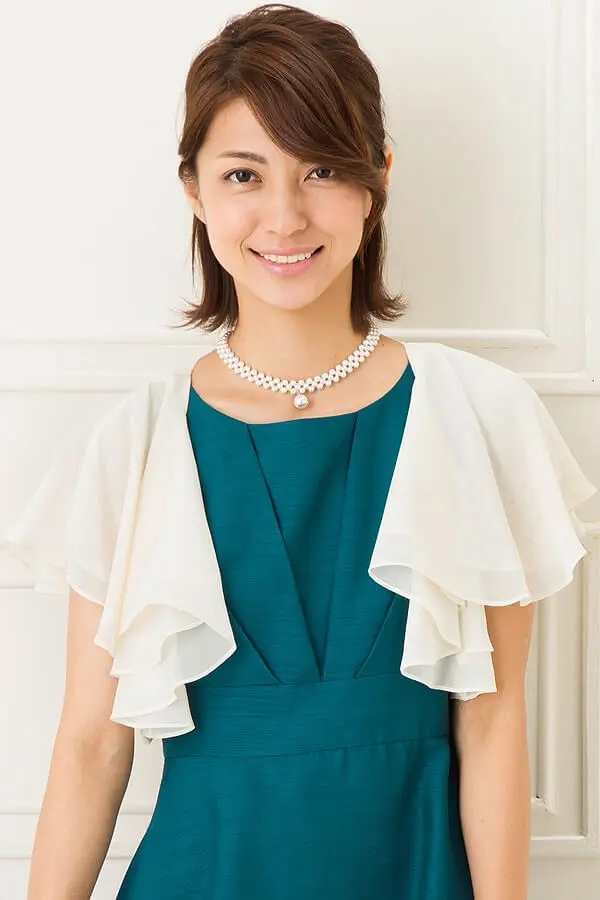 ベージュシフォンシンプルボレロ 