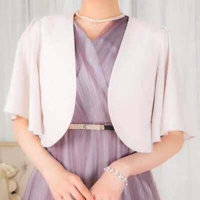 ブラックのフレアスリーブボレロジャケット | Dorrydoll | C-4031