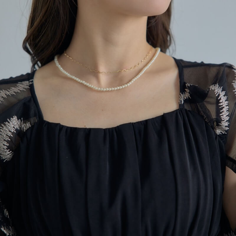 ゴールドのウェーブ×パールネックレスの商品画像2