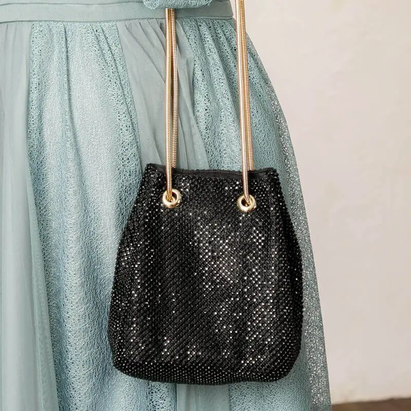 ブラックのラインストーン巾着バッグ | Dorry doll | E-8063 | 結婚式