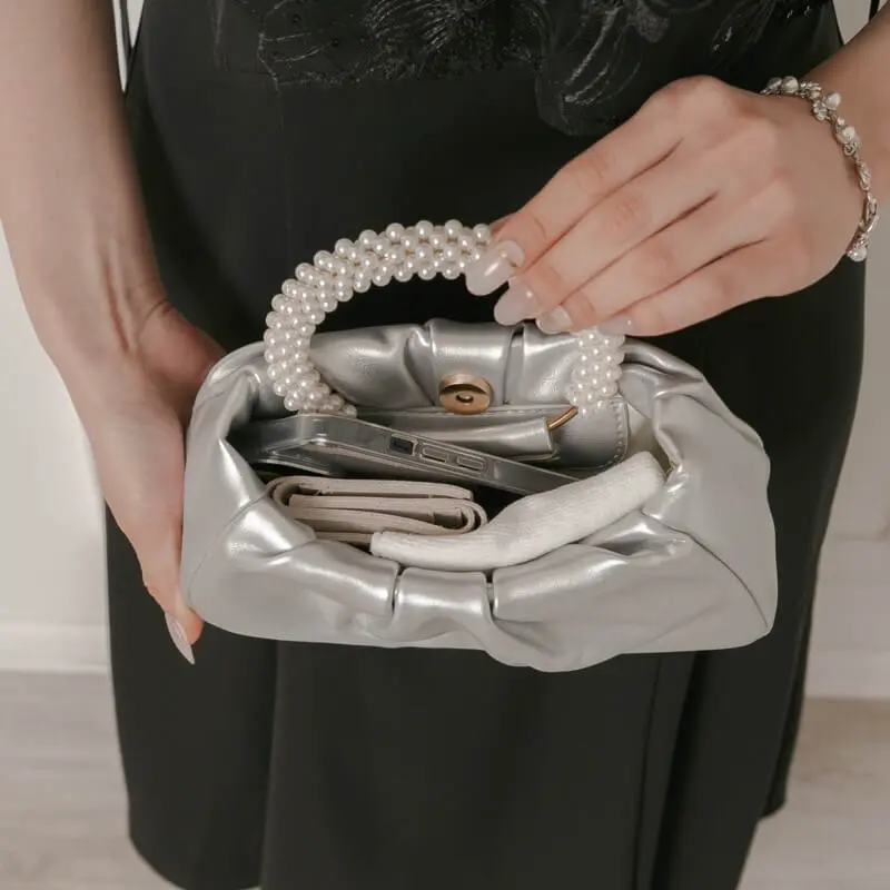 シルバーのパールハンドルバッグ | select shop | E-8093 | 結婚式