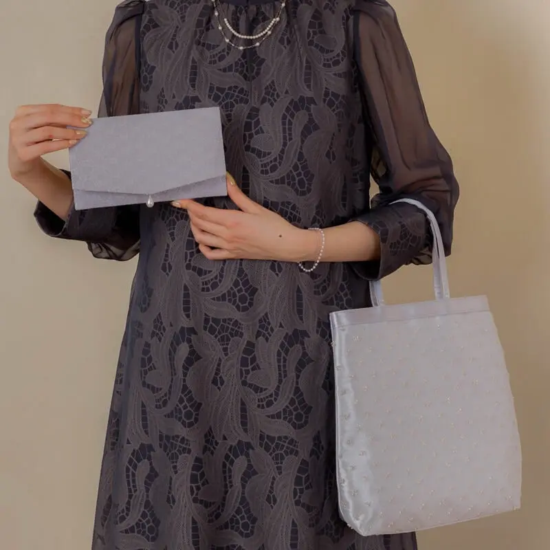 グレーのドローイングフラワードレス | Dorry doll | M | 結婚式