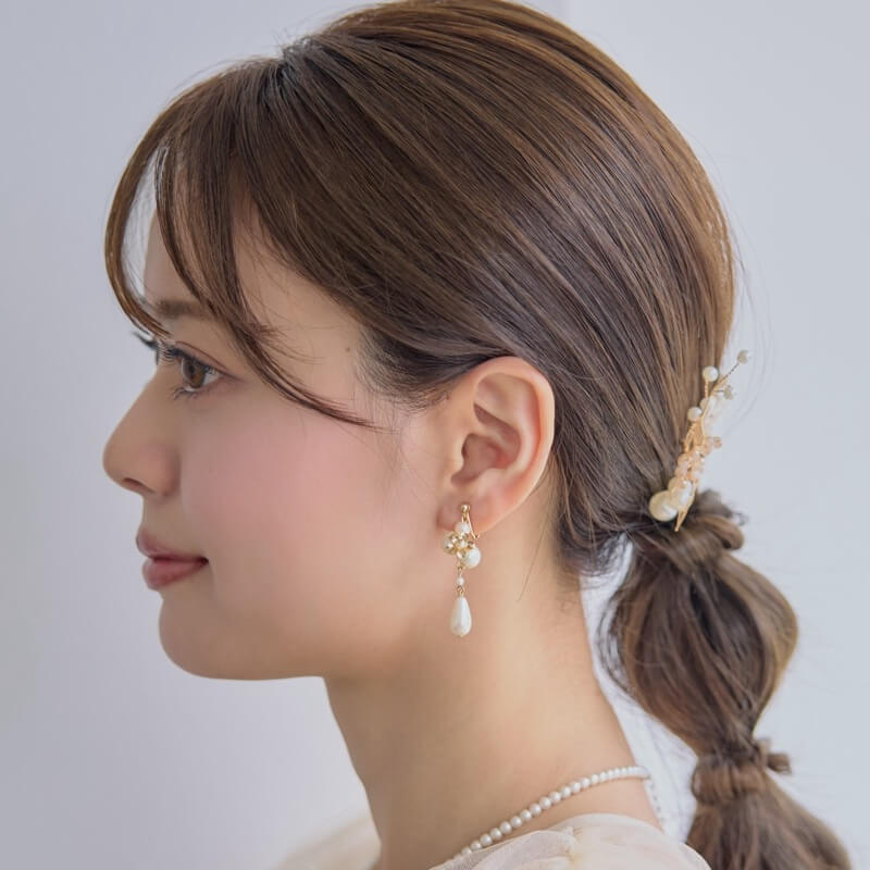 ゴールドのミニフラワーパールイヤリングの商品画像2