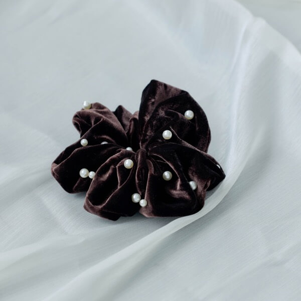 ブラウンのパールベロアシュシュ | J-0059