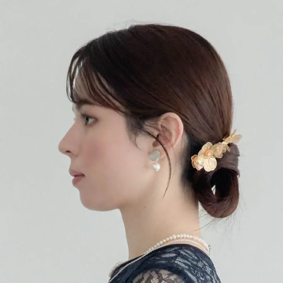 ゴールドの透かしフラワーバレッタ | MUK | J-0062 | 結婚式パーティー