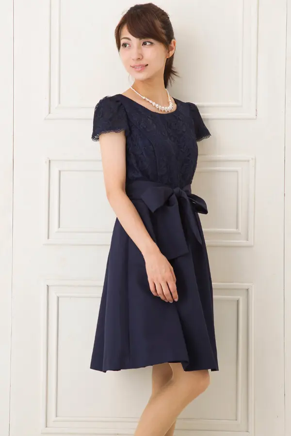袖あり上身頃レースネイビーミニドレス | REPLETE | L | 結婚式