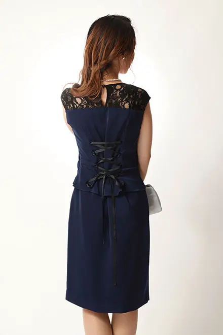 ネイビーのデコルテレースタイトドレス | ASHILL | S～M | 結婚