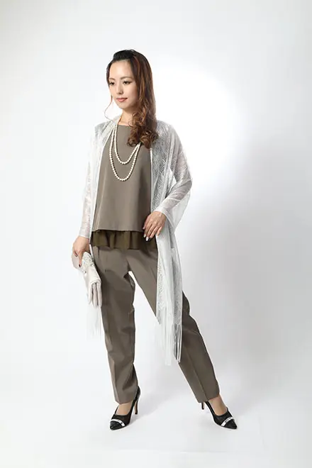 カーキの裾シフォントップス付きパンツドレス | je super | M