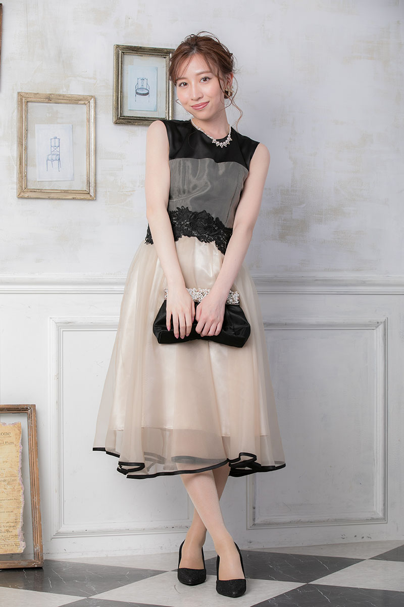 おすすめ10選 祝賀会 パーティーでのゲスト女性の服装マナーと注意点をご紹介 レンタルドレスのリリアージュ