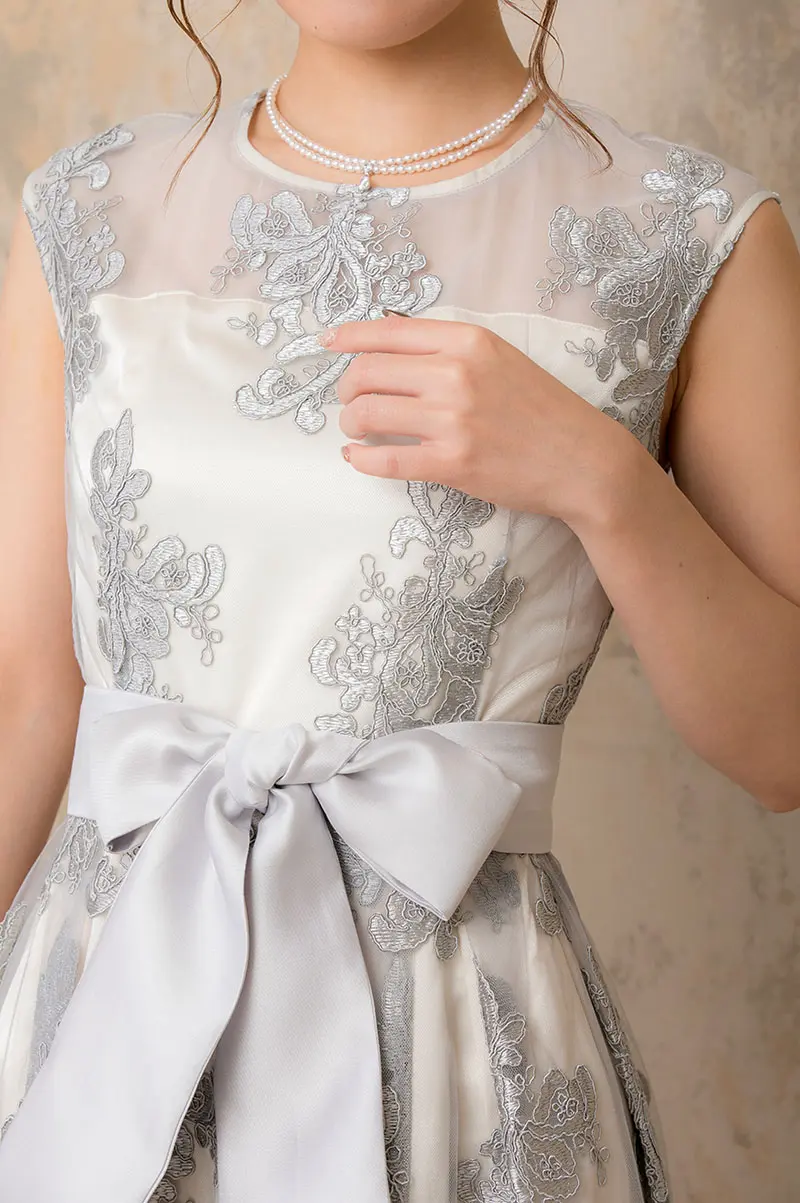 ベージュ×グレーの刺繍入りチュールドレス | Dorry doll | M～L | 結婚