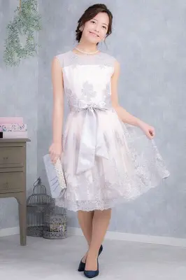 ASHILLのドレスレンタル｜結婚式パーティーのドレスレンタルはリリアージュ