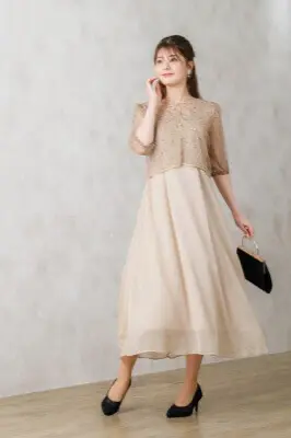 ベージュのレースボレロ付きドレス | placebo | S | 結婚式