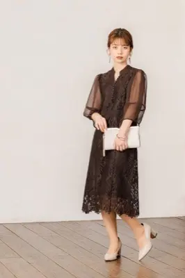 ひざ丈のドレスレンタル｜結婚式パーティーのドレスレンタルはリリアージュ