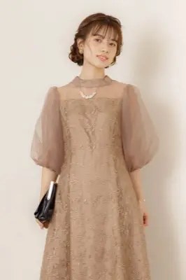 モカのオーガンジーパフスリーブドレス | metoi | M | 結婚式