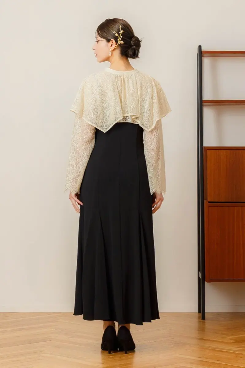 ベージュ×ブラックのレイヤードケープドレス | ANDRESD | S | 結婚式
