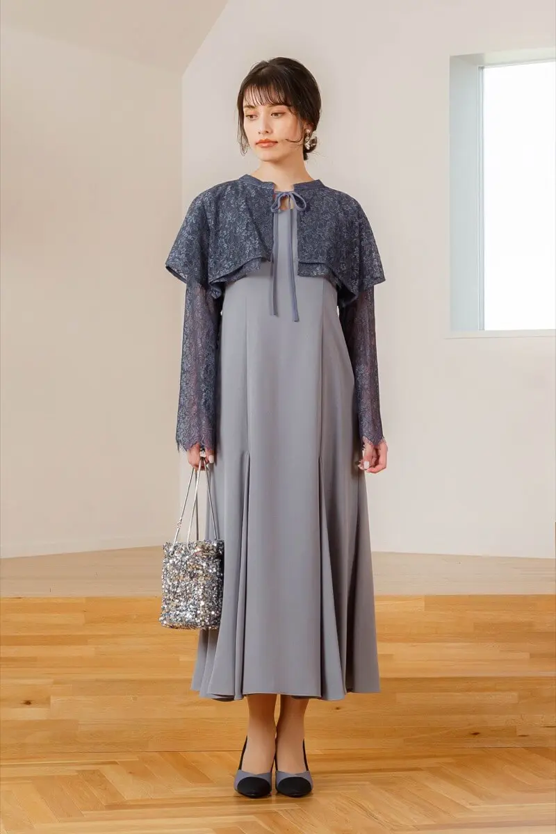 グレーのレイヤードケープドレス | ANDRESD | M | 結婚式パーティーの