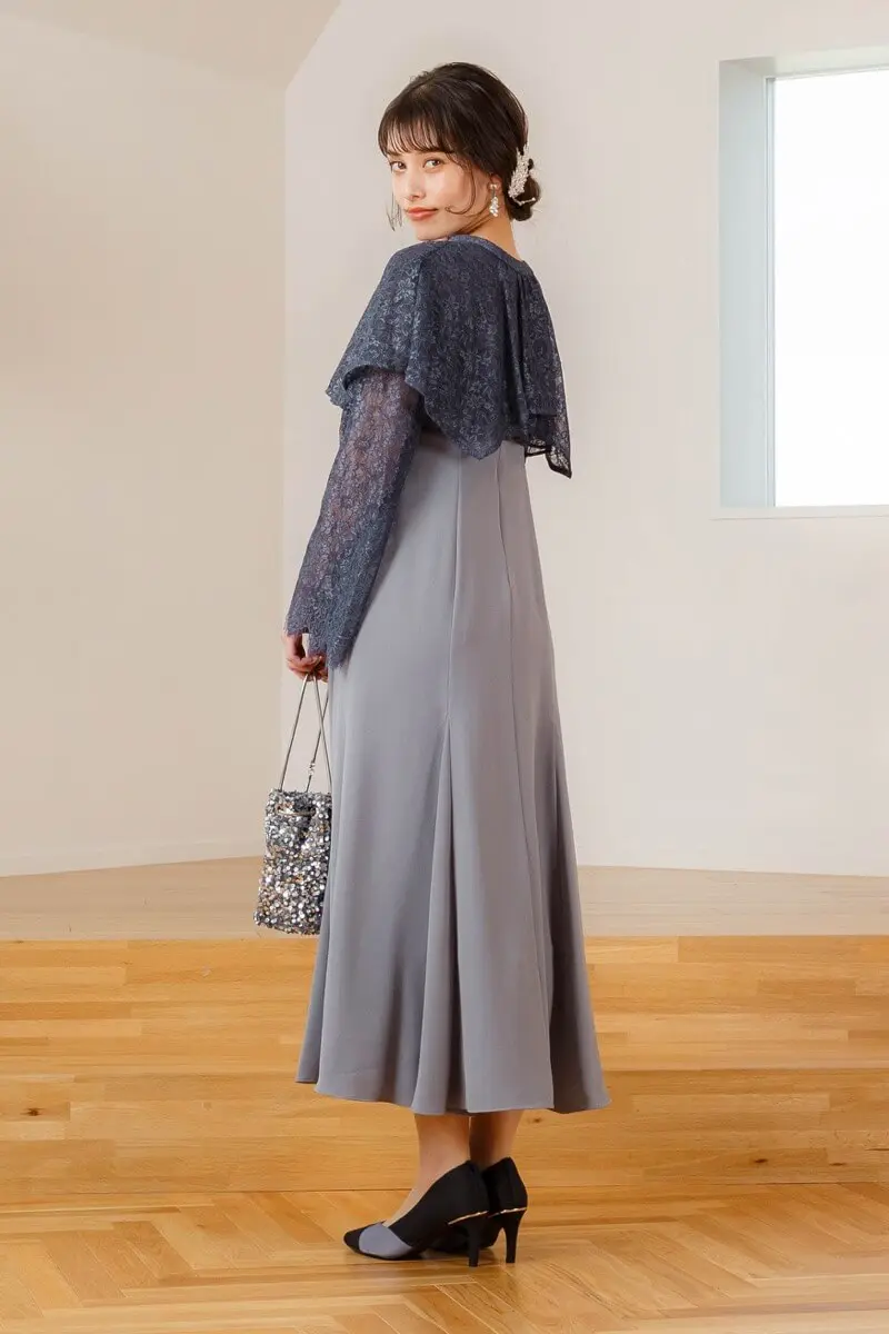 グレーのレイヤードケープドレス | ANDRESD | M | 結婚式パーティーの グレーのレイヤードケープドレス | ANDRESD | M | 結婚式パーティーの