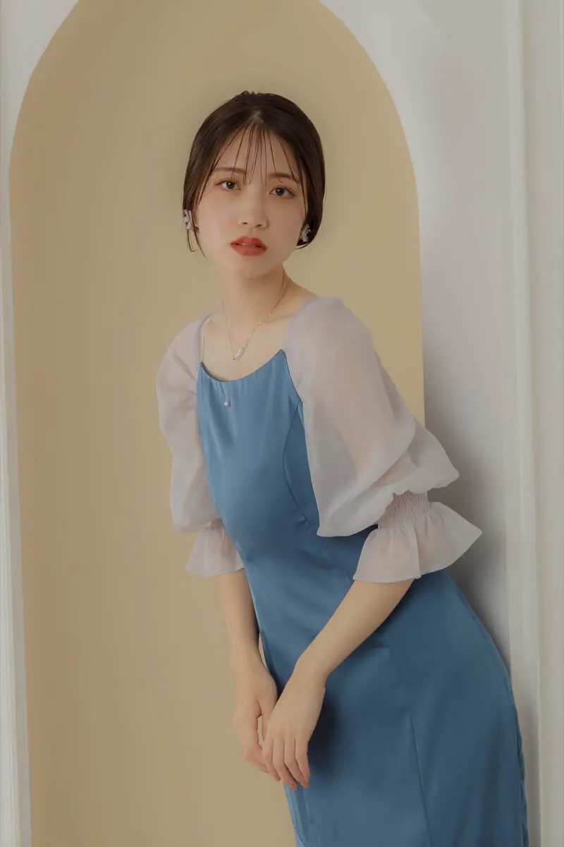 ブルーのバイカラースリーブドレス | Dorry doll | M | 結婚式