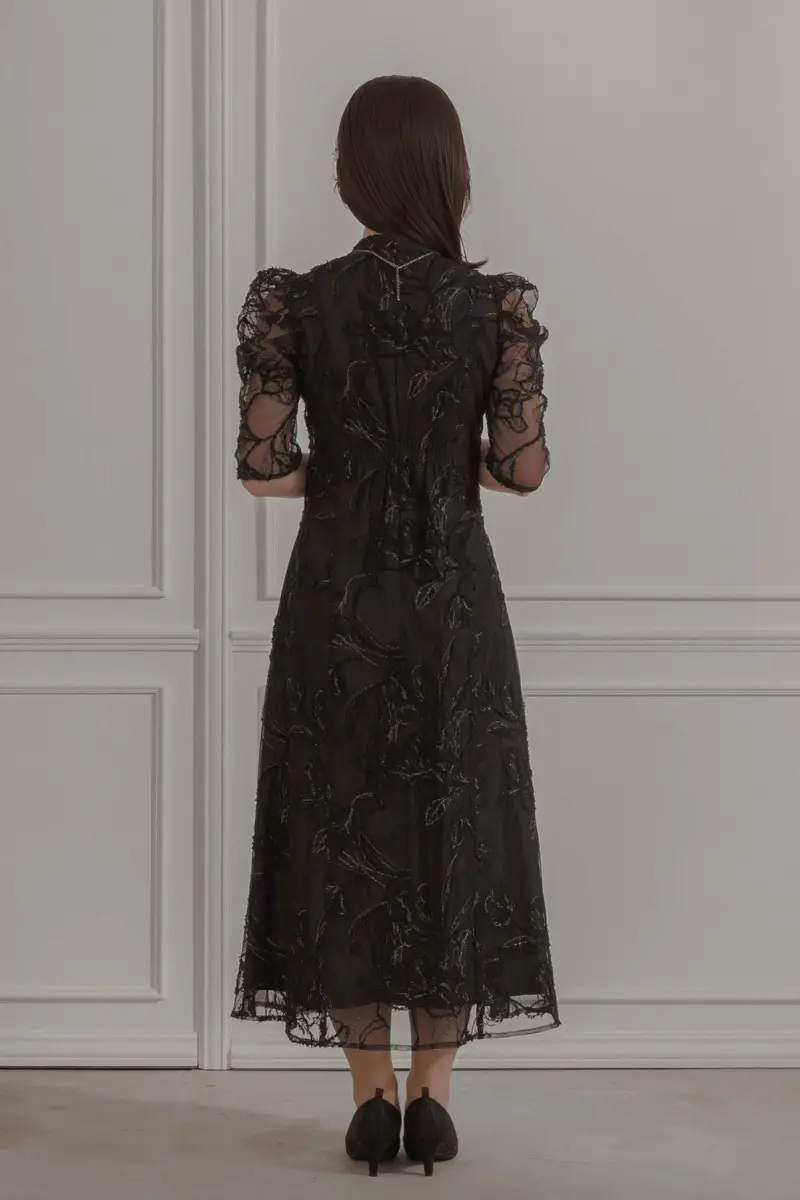 ブラックのフェザーフラワーカッティングドレス | metoi | L | 結婚式