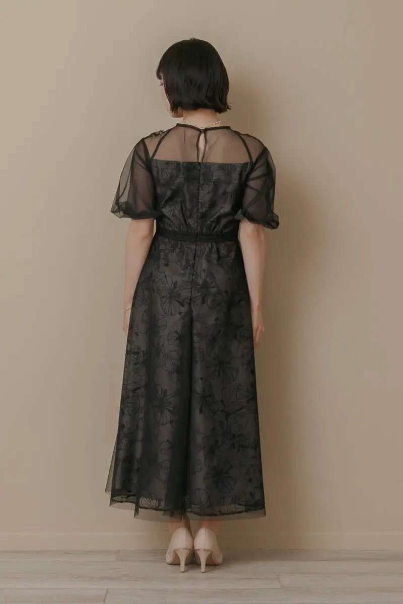 ブラックのチュールスパンコールレースドレス | metoi | L