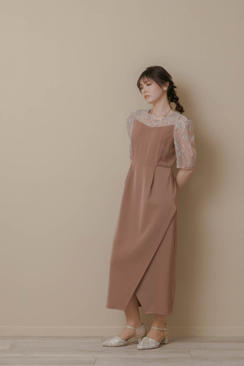 オレンジのリーフ刺繍ラップドレスの商品画像1