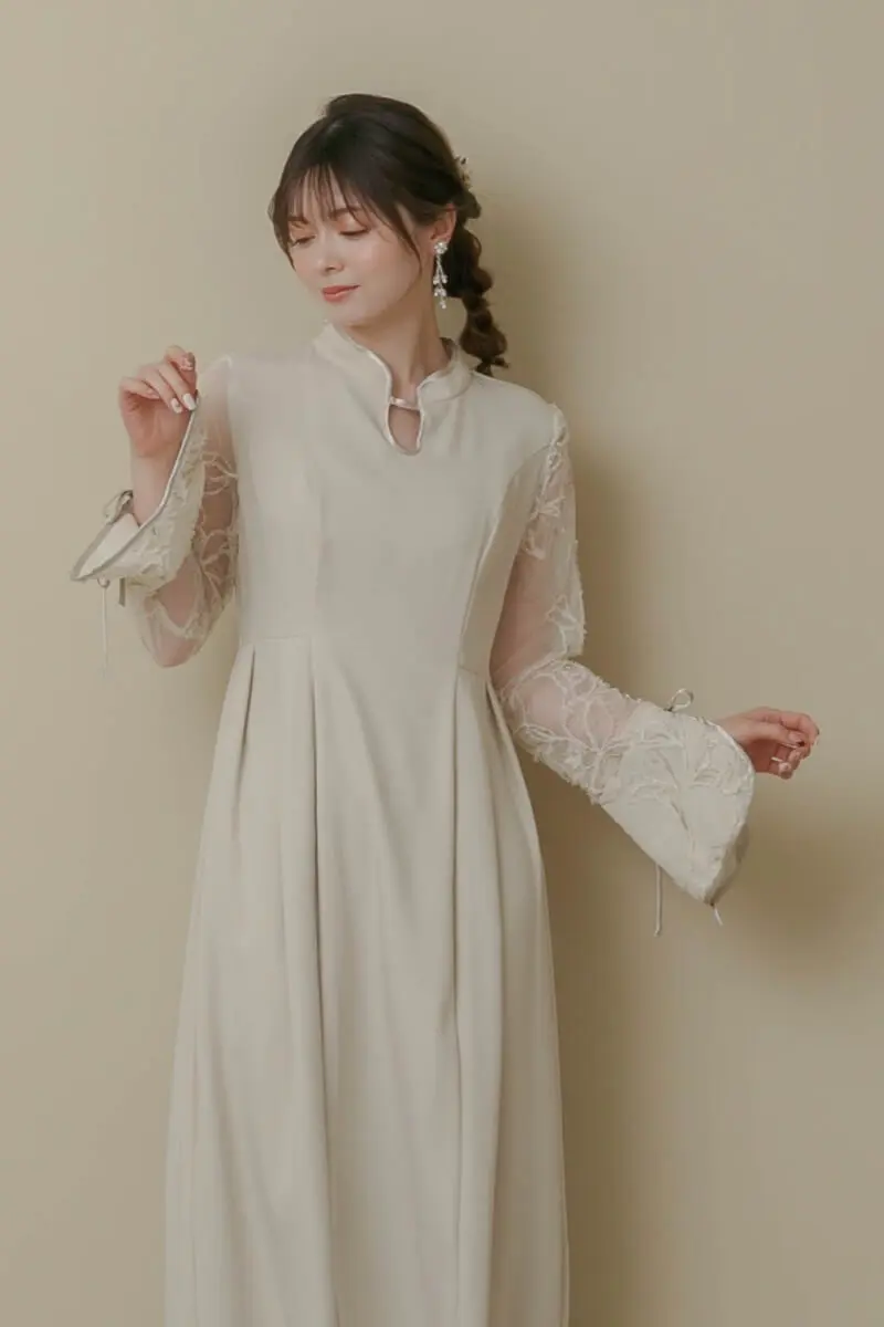 ★新品★ 訳あり★ドリードール　フェザーフラワーコクーンドレス　M フェザーフラワーコクーンドレス結婚式お呼ばれワンピース