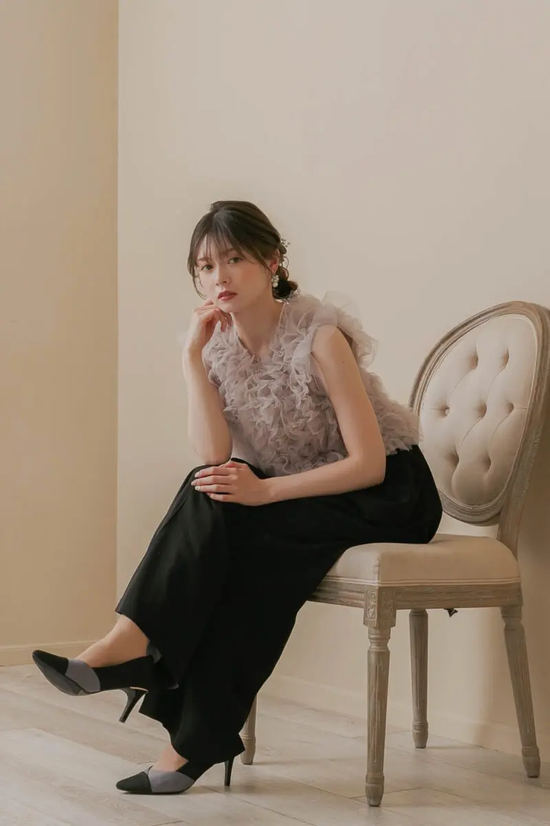 ブラックのチュールトップスセットパンツドレス