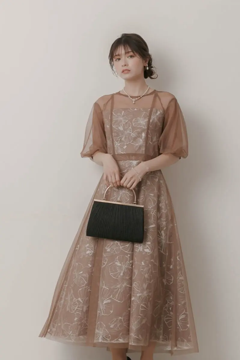 モカのチュールスパンコールレースドレス | metoi | M | 結婚式