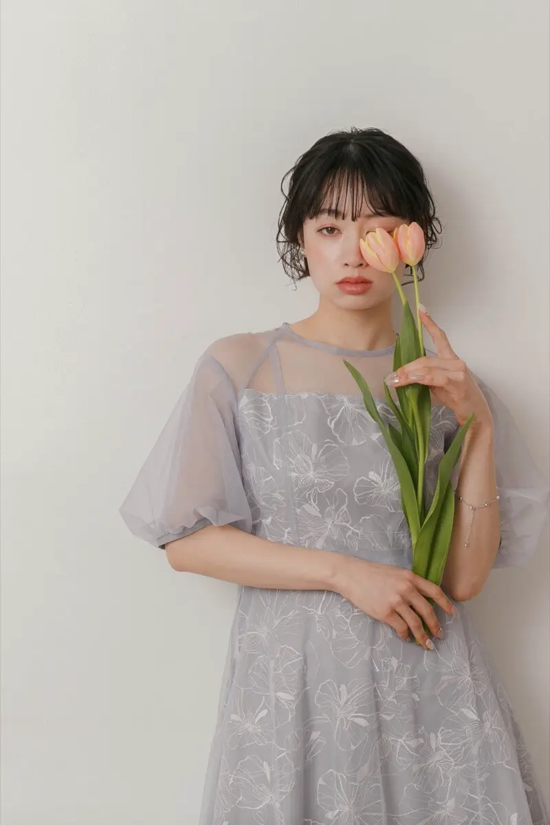 ブルーグレーのチュールスパンコールレースドレス | metoi | M | 結婚