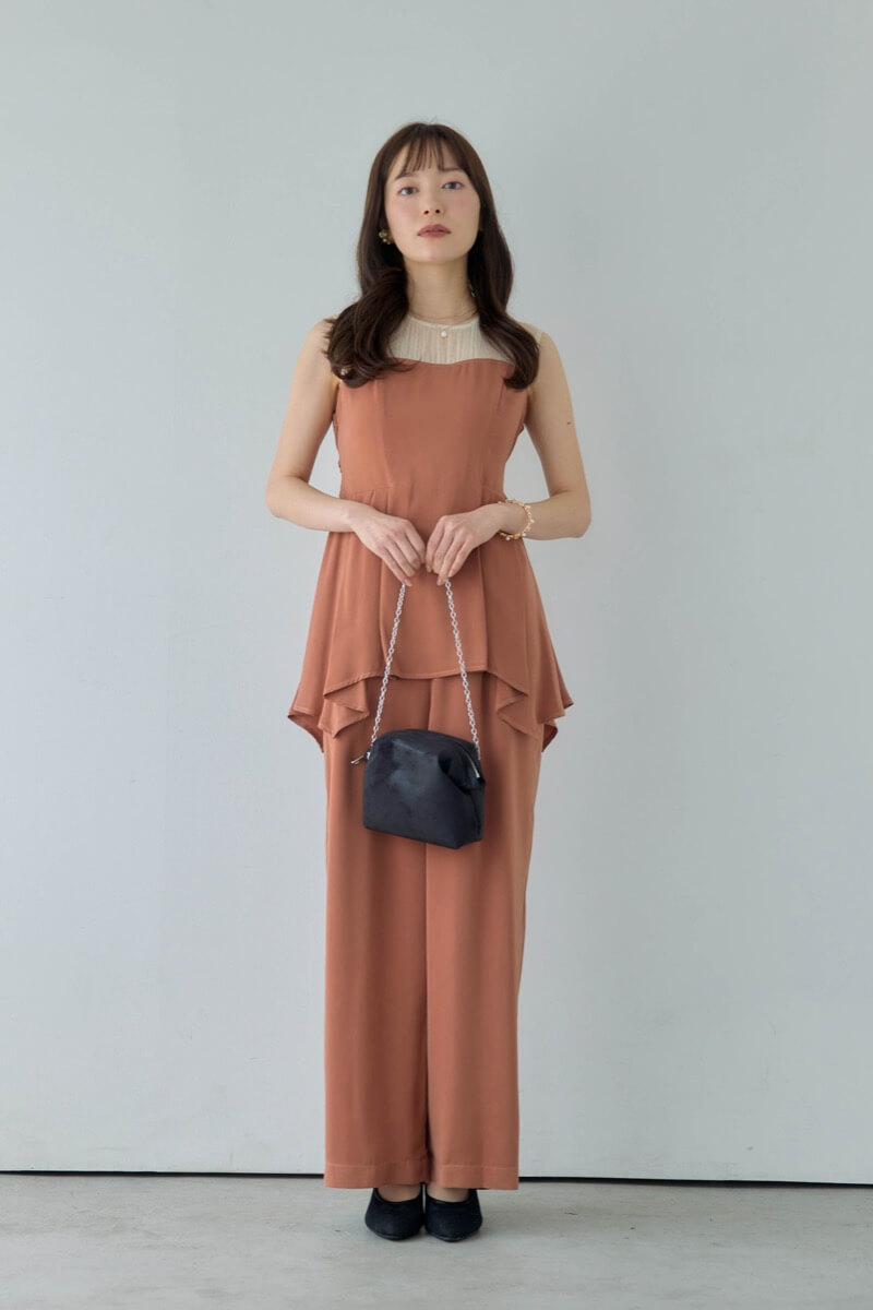 オレンジのペプラムパンツドレスの商品画像9