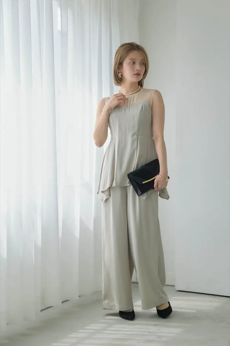 ベージュのペプラムパンツドレス | Dorry doll | M | 結婚式パーティー