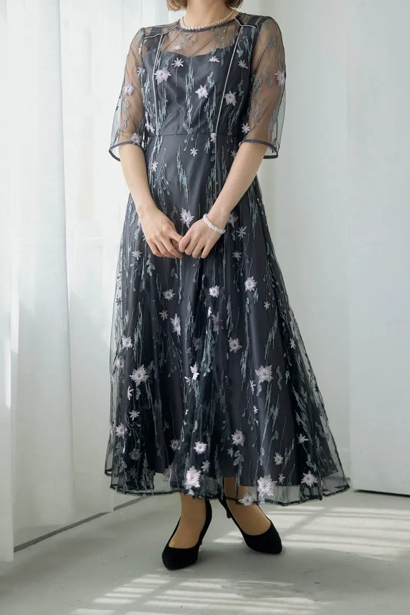 ブラックのフラワーチュールドレス | ANDRESD | M | 結婚式パーティー
