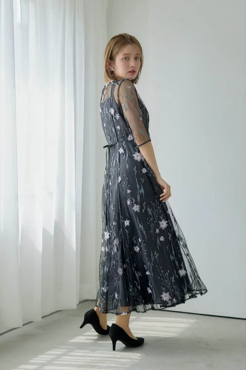 ブラックのフラワーチュールドレス | ANDRESD | M | 結婚式パーティー