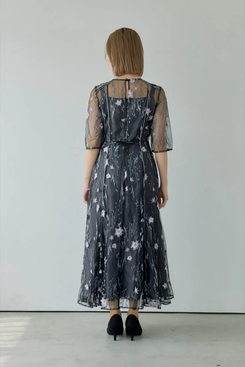 ブラックのフラワーチュールドレス | ANDRESD | M | 結婚式パーティー