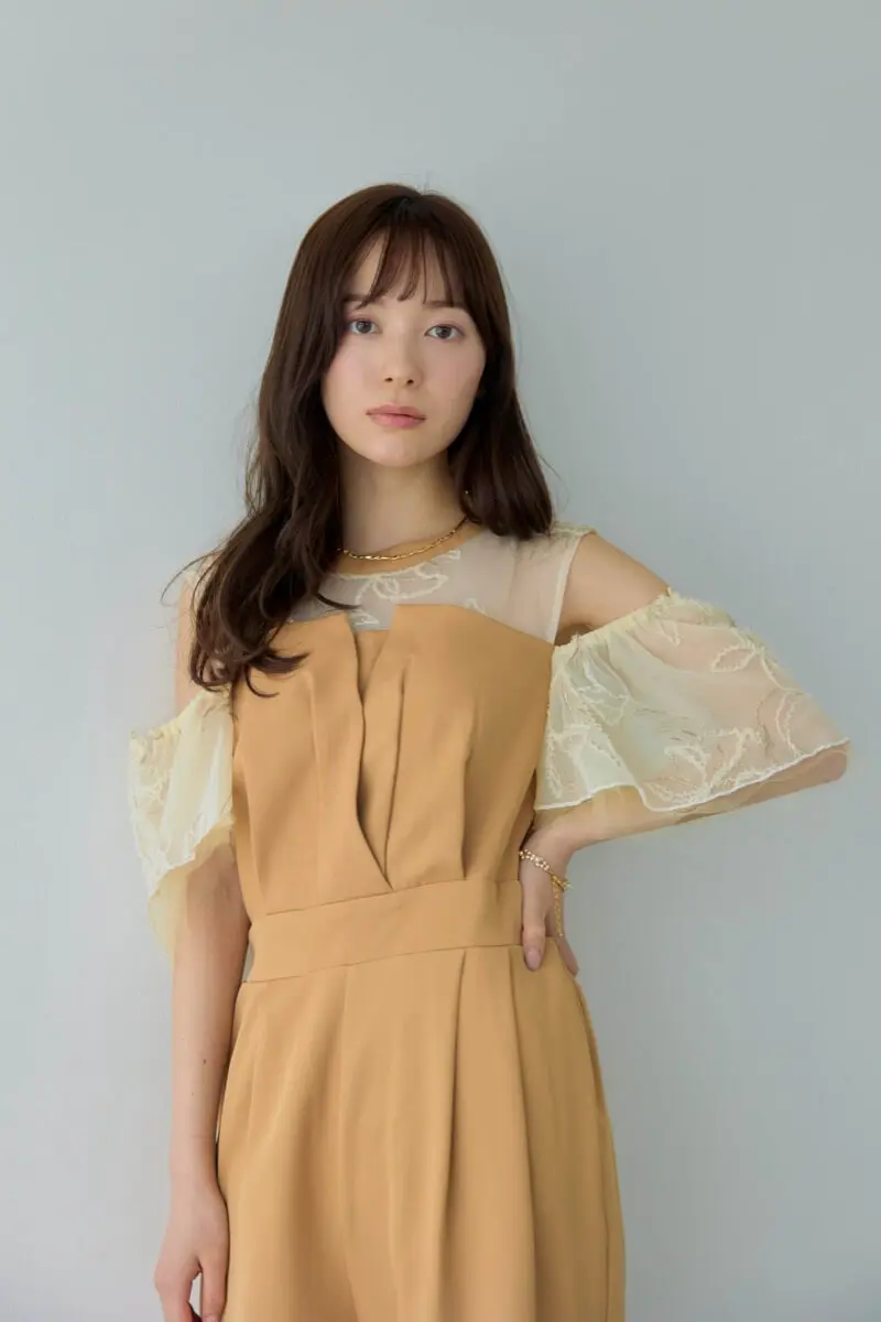 キャメルの2wayフリンジレースドレス