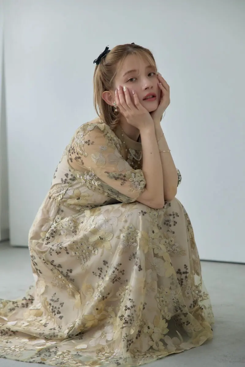 【Miss Rosier】エレガントなアイボリーパーティードレス シアーボレロ付レースドレス(ラベンダー)AB1-426LVD-M | OTONA DRESS