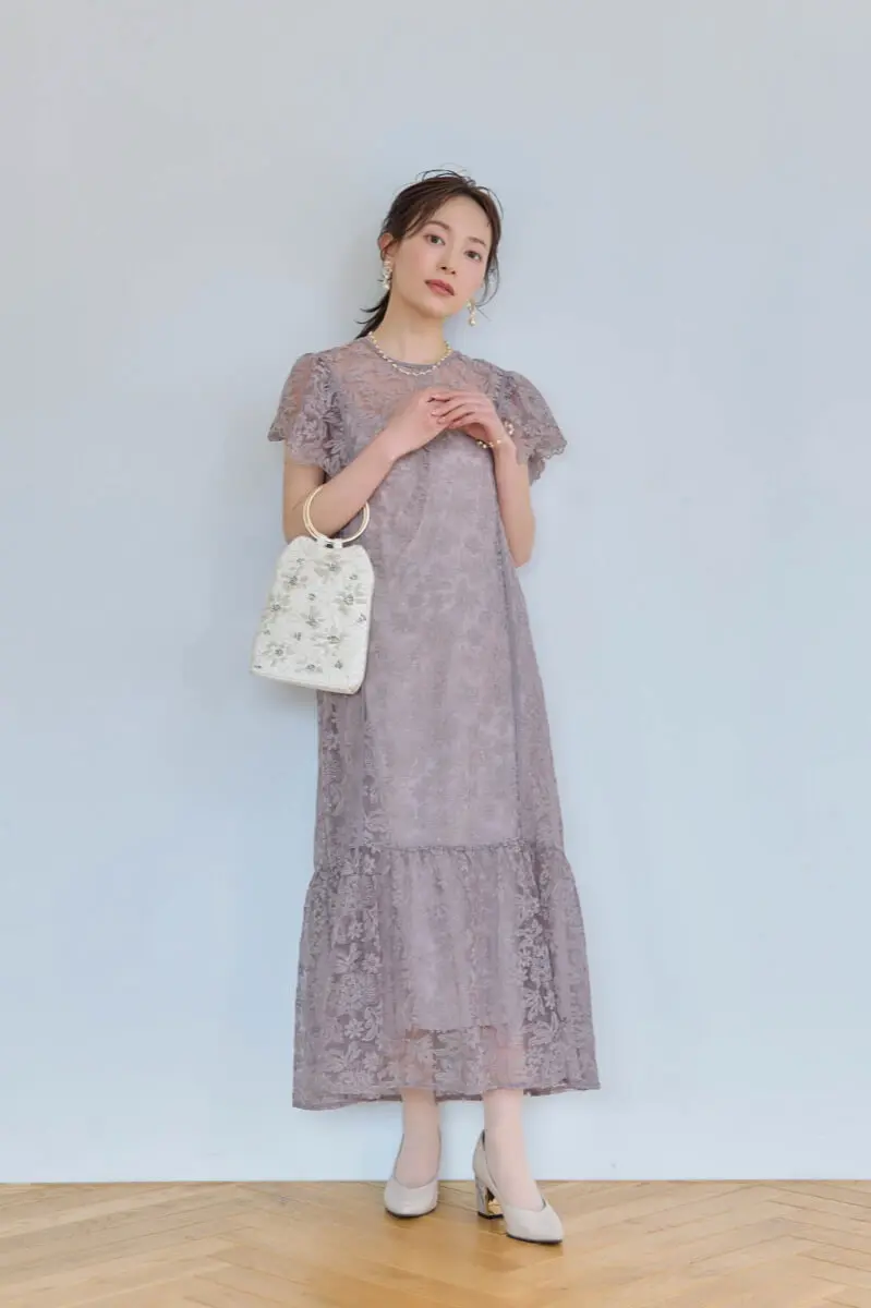 ★新品タグ付き★ドリードール　お花レース切替ワンピース　グレージュ グレージュのフラワーレースドレス | Dorry doll | M | 結婚式