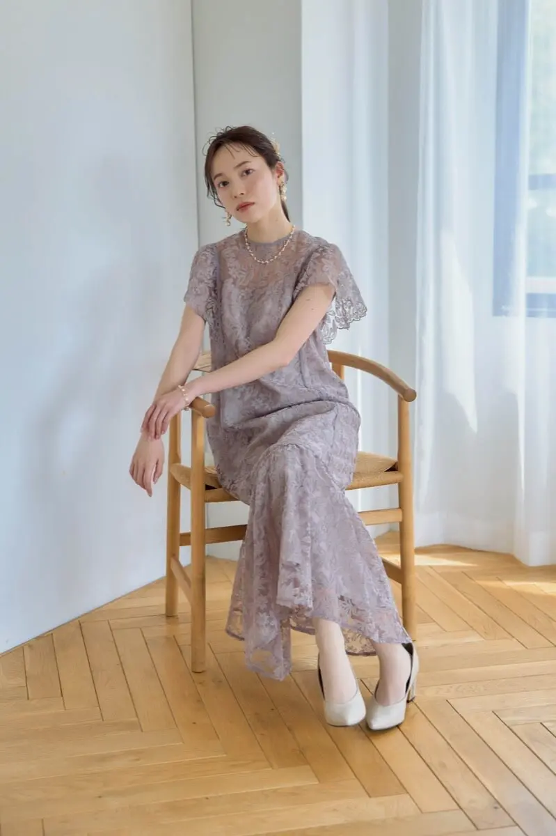 グレージュのフラワーレースドレス | Dorry doll | M | 結婚式
