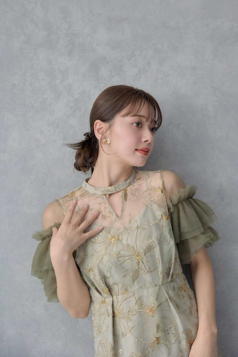 ライトグリーンのスパンコール刺繍ドレスの商品画像9