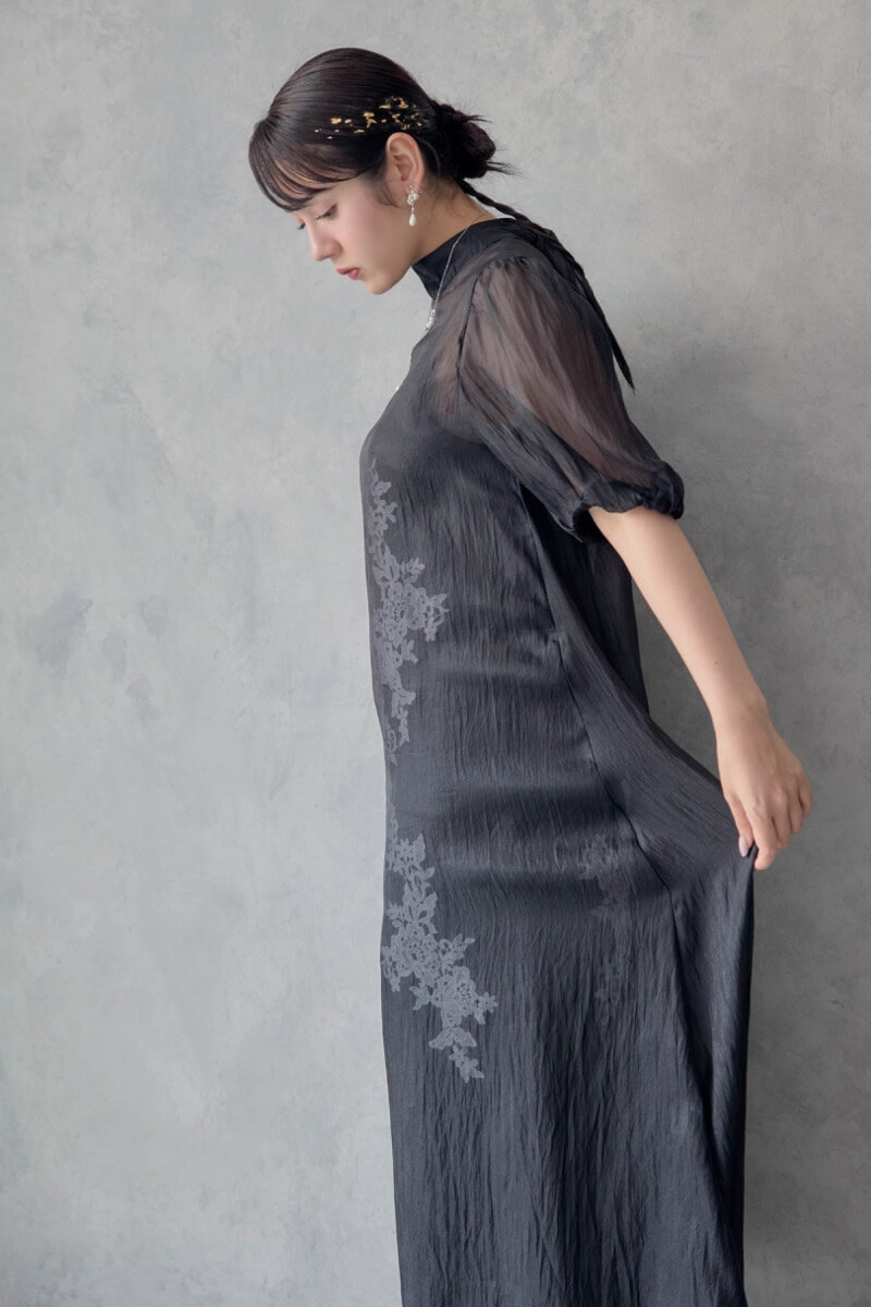 ブラックのバックリボンシアーオーガンジードレスの商品画像12