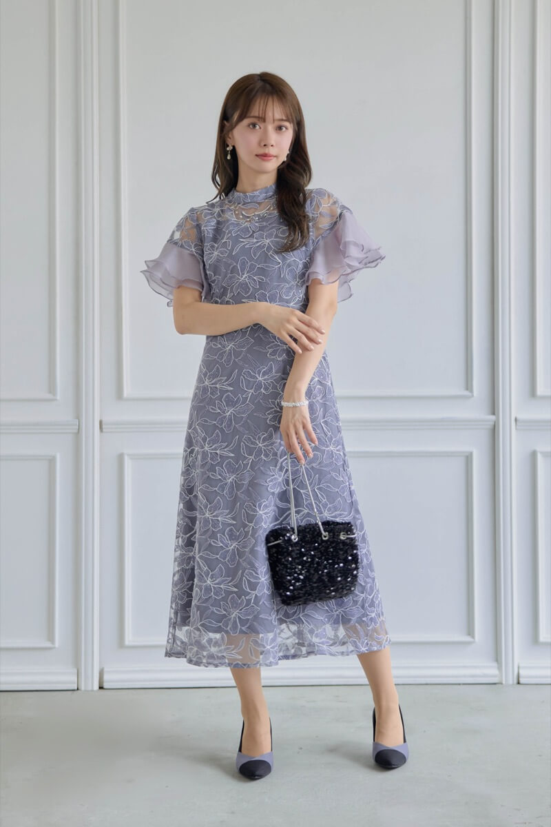 ブルーのフリルスリーブスパンコールドレス | J by blue | M | 結婚式