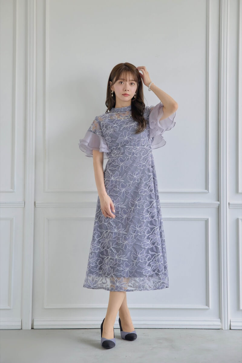 ブルーのフリルスリーブスパンコールドレスの商品画像8