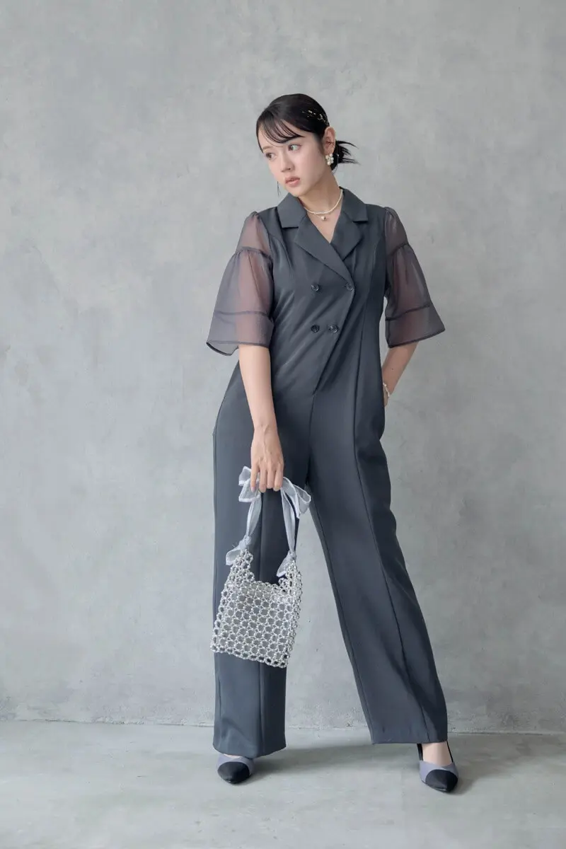 ネイビーのジャケットロンパース