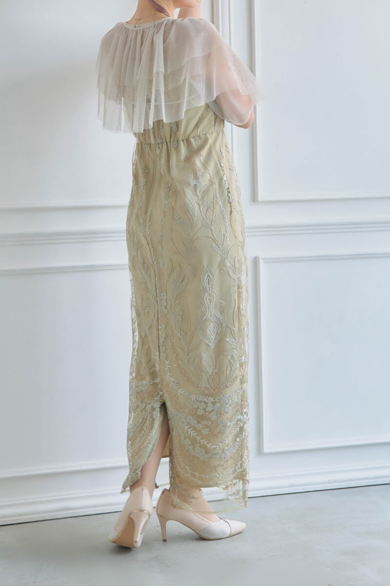 イエローのマルチケープ付きIラインドレスの商品画像4