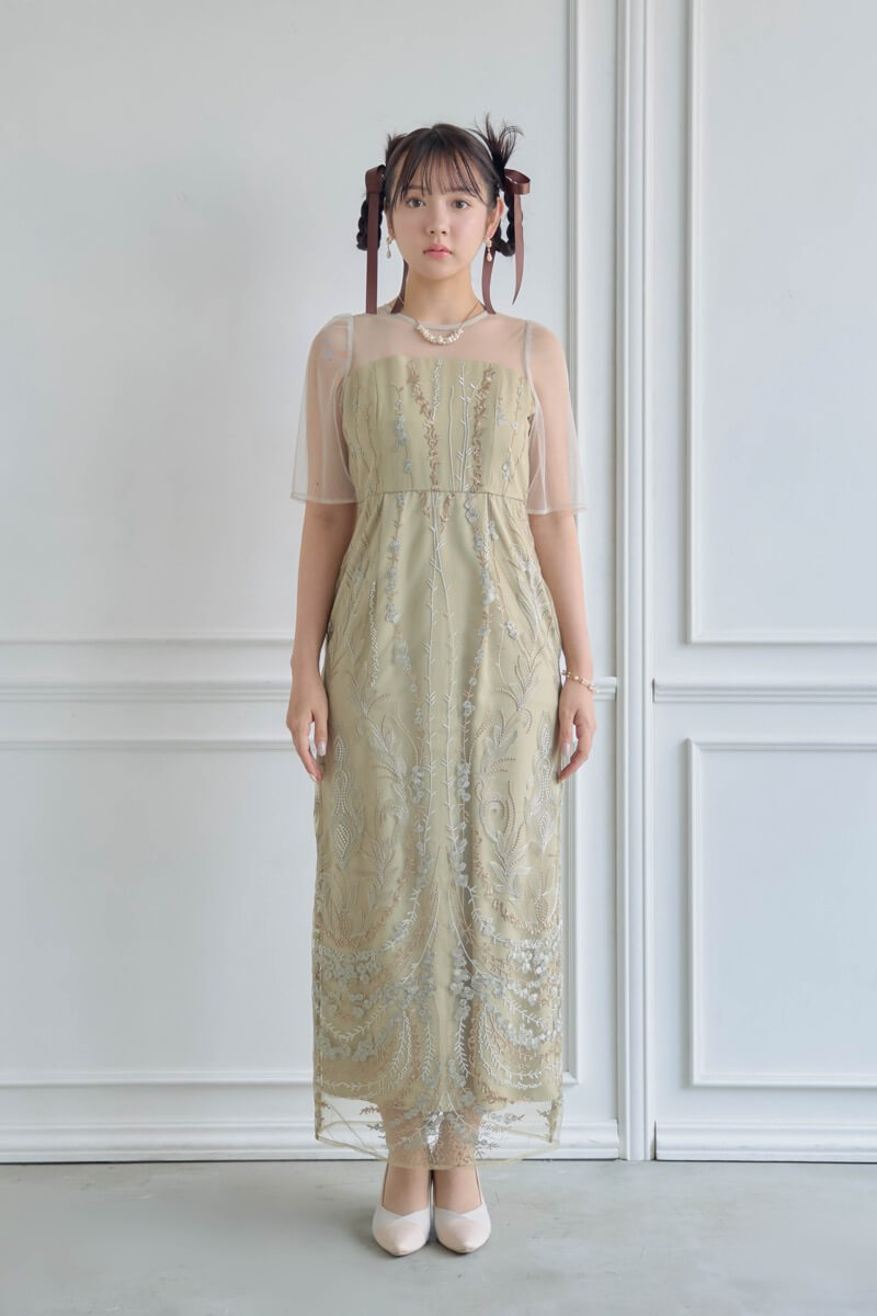 イエローのマルチケープ付きIラインドレスの商品画像7